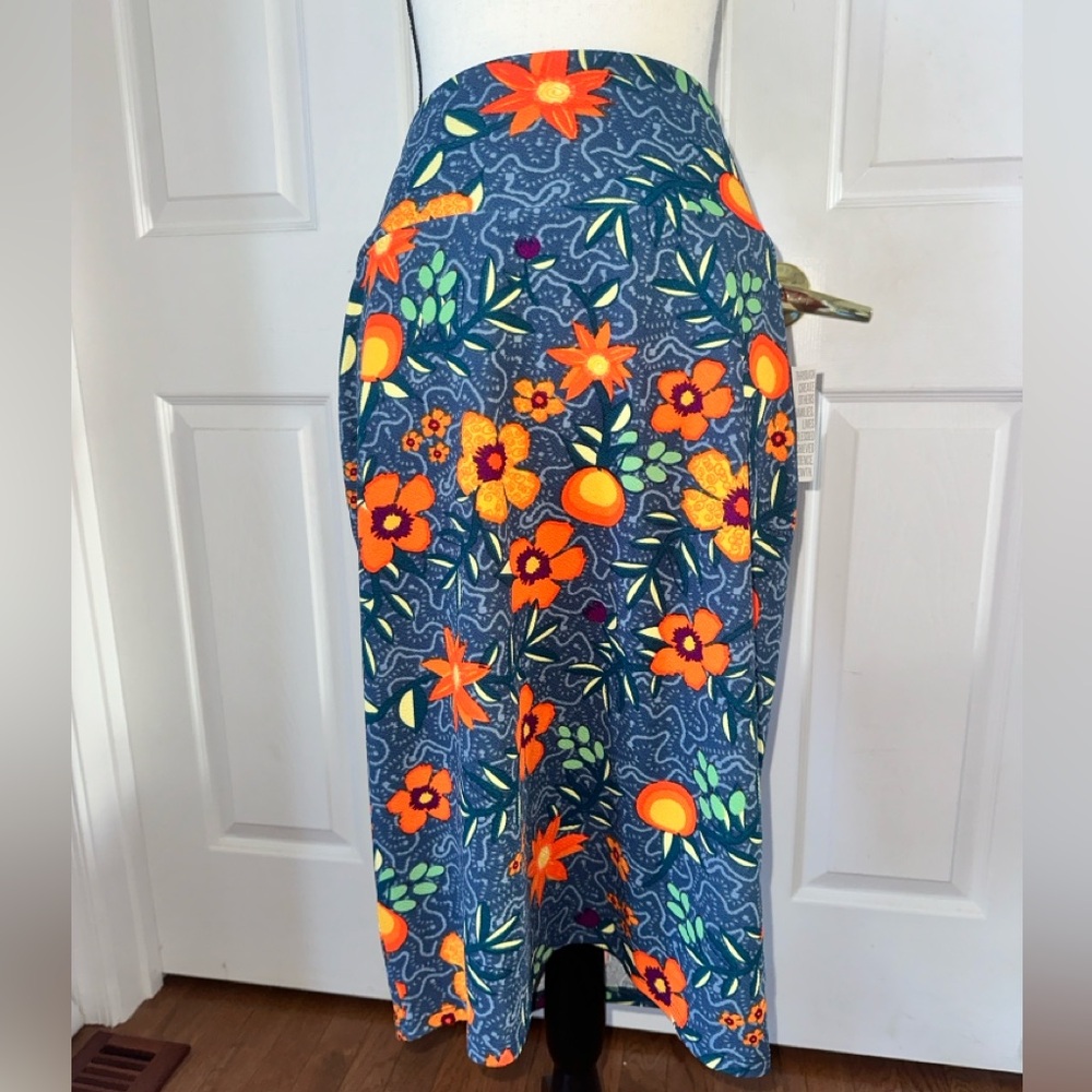 Lularoe Pencil Skirt (Cassie)